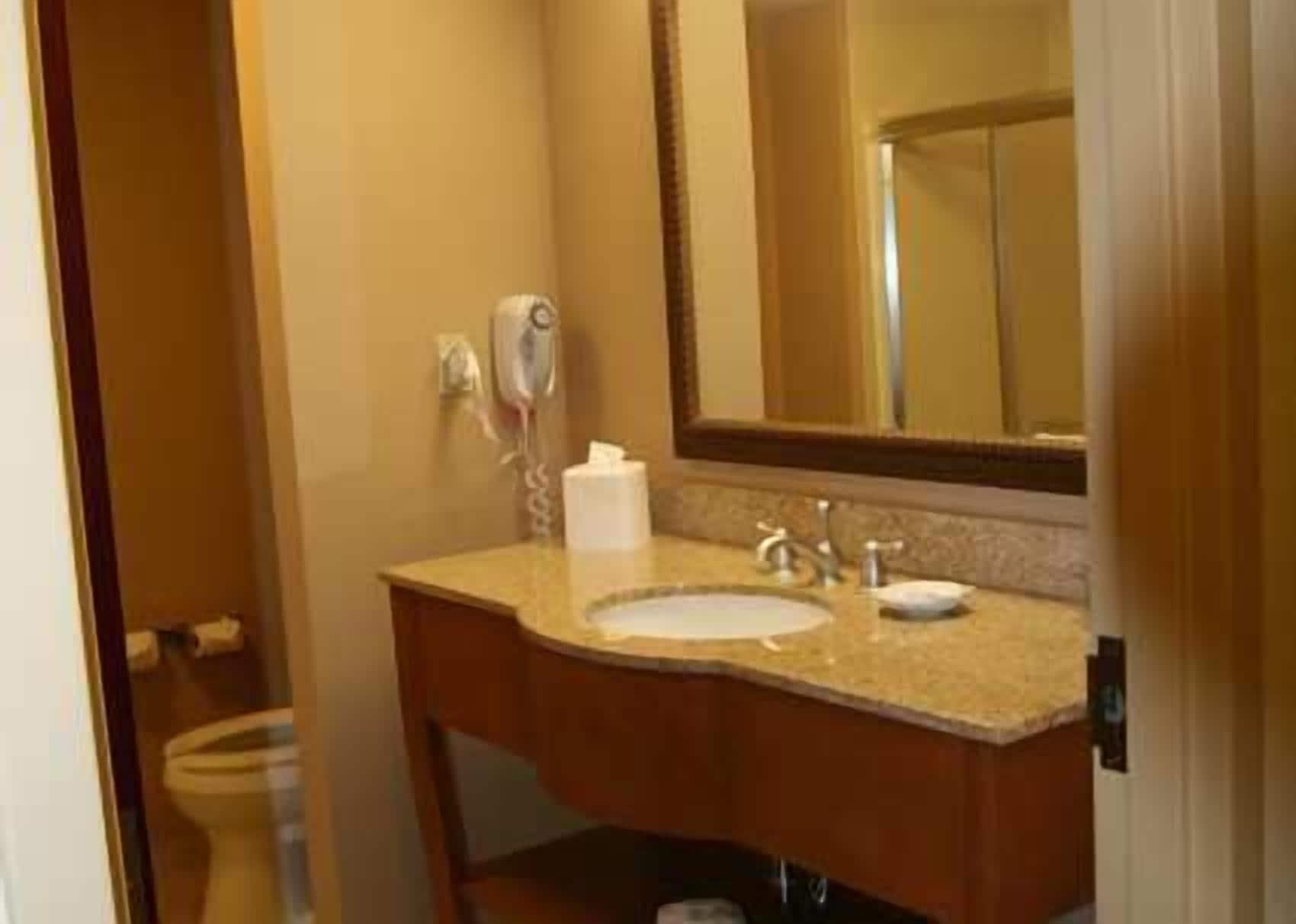Hampton Inn & Suites Madisonville Exteriér fotografie