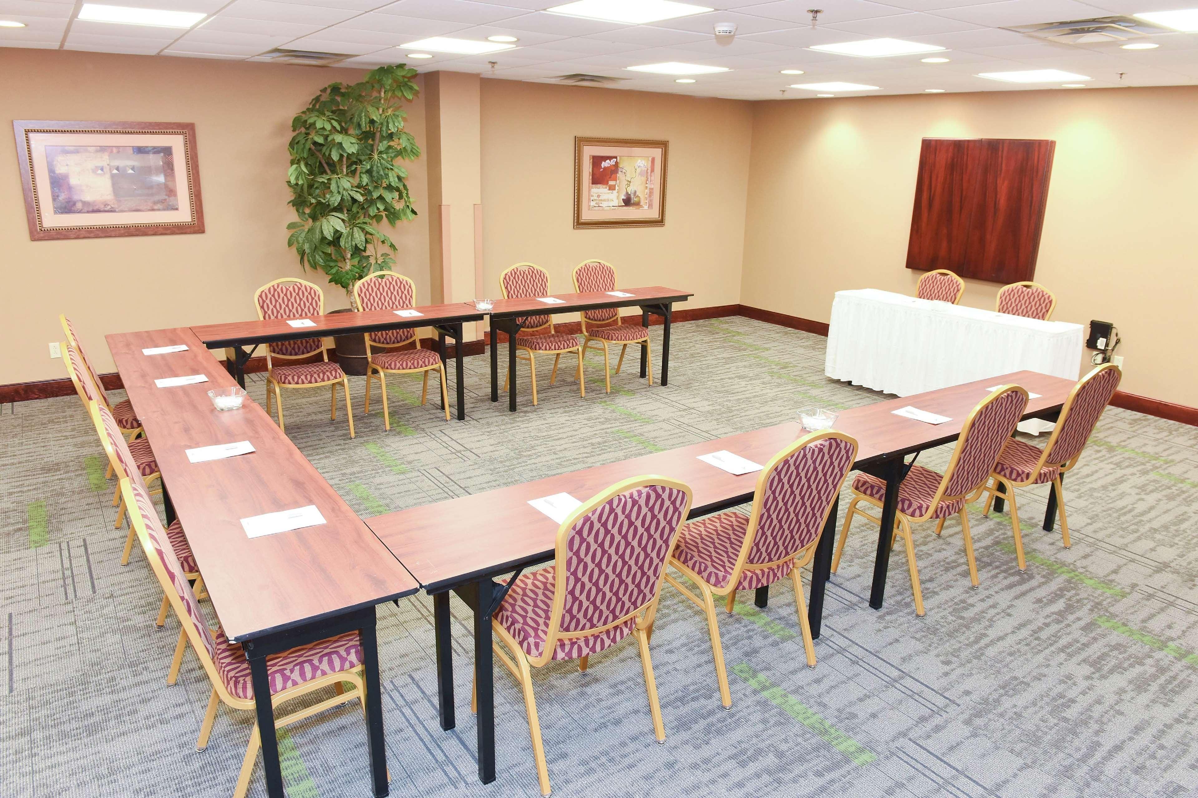 Hampton Inn & Suites Madisonville Exteriér fotografie
