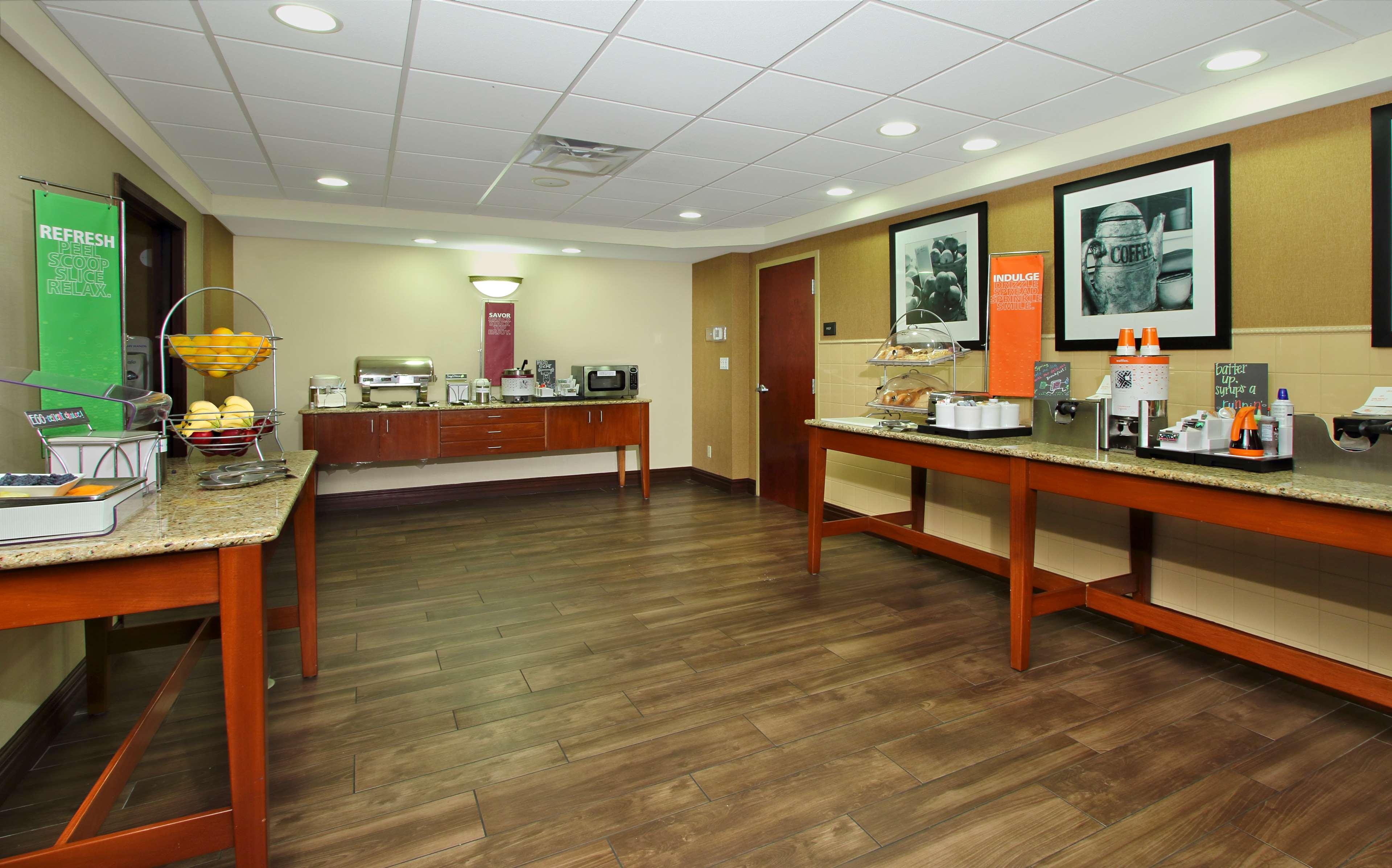 Hampton Inn & Suites Madisonville Exteriér fotografie