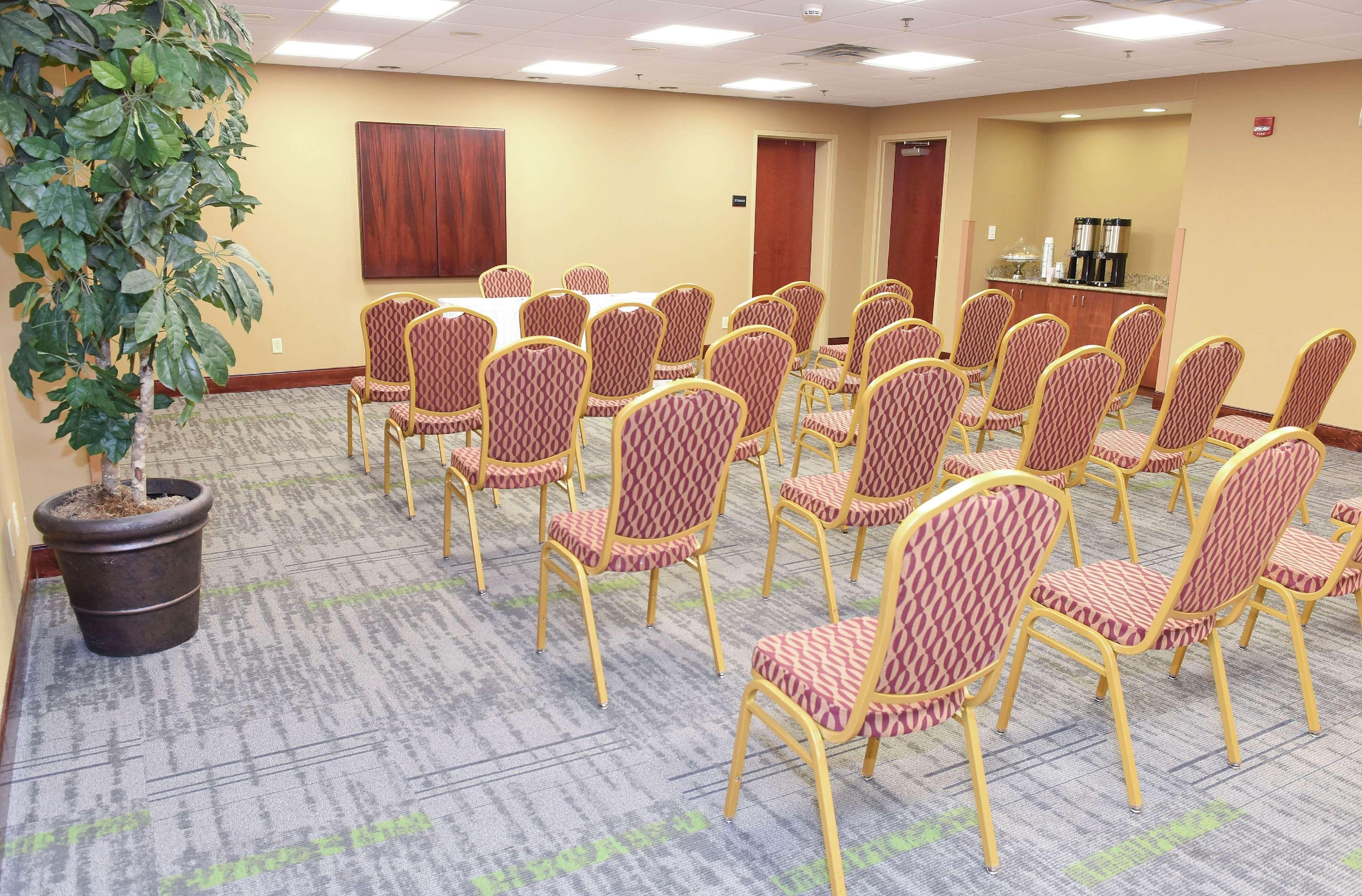 Hampton Inn & Suites Madisonville Exteriér fotografie