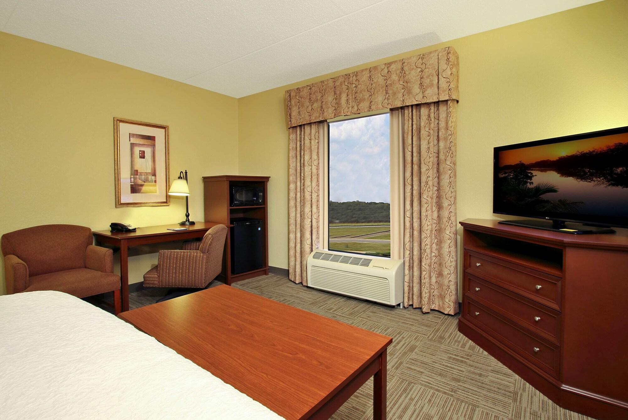 Hampton Inn & Suites Madisonville Exteriér fotografie